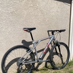 GT Avalanche Mountain Bike