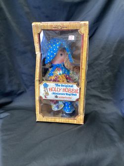 Vintage 1970’s Knickerbocker, The Original Holly Hobbie Miniature Ragdoll And Box 3420