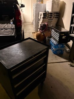 Husky tool box