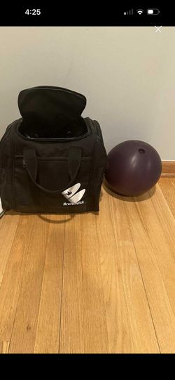 Brunswick zone bowling bag with bowling ball and bowling bag