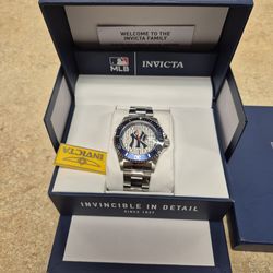 NEW Yankees Invicta Watch 49856 With Case