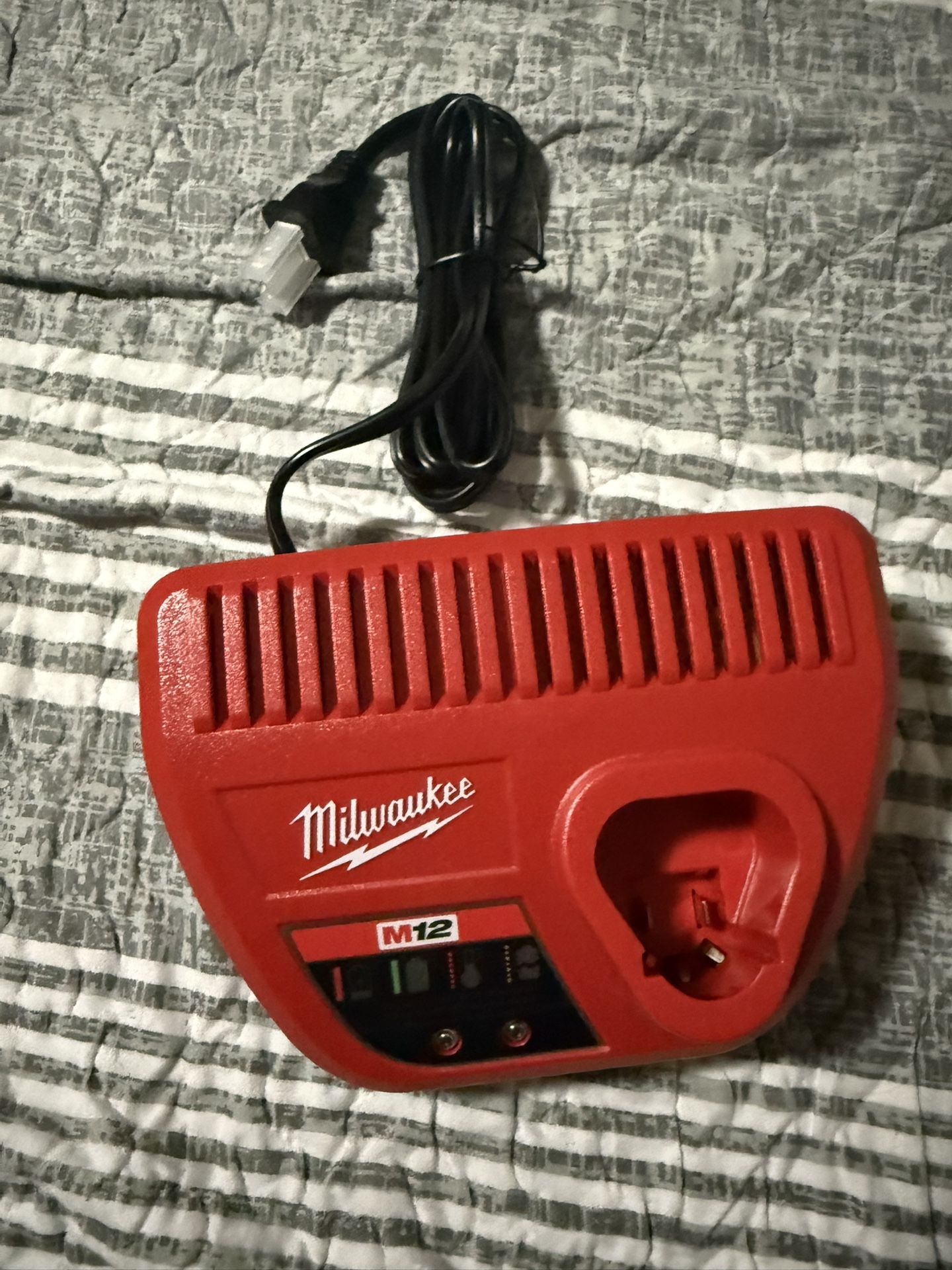 milwaukee M12 charger