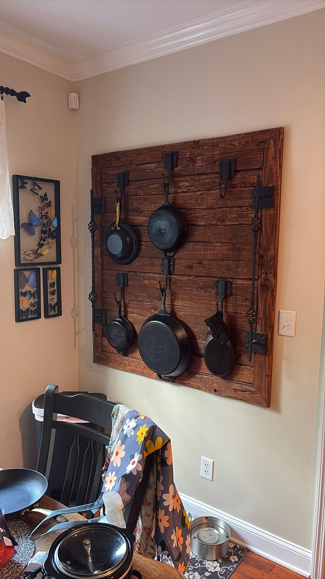 Kitchen Decor Pan Rack / Coat Rack
