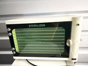 Spa tool sterilizer