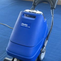 Clarke Clean Track L18 Carpet Extractor