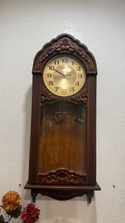 Vintage Style Wooden Wall Clock – Beautiful Home Decor
