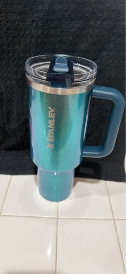 Stanley Quencher Tumbler with Handle