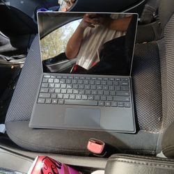 Microsoft Surface Pro 4 Tablet/computer