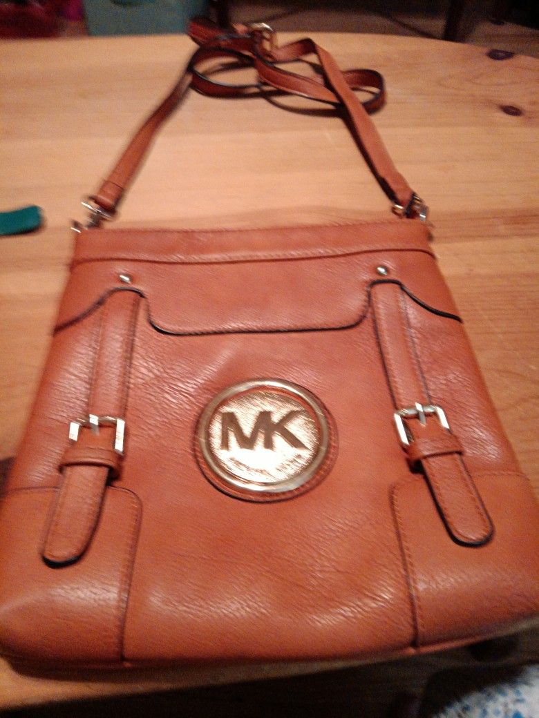 Michael Kor Crossbody