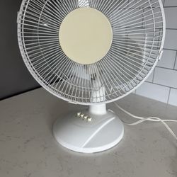 White Table Fun Ventilador De Mesa 