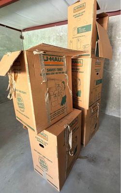 U-Haul Shorty Wardrobe Moving Boxes Lot