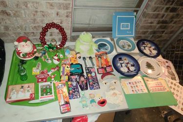 Christmas Halloween vintage Coca-Cola Avon everything for $40.   About 50 items