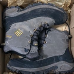 Men’s Columbia Hiking Boots