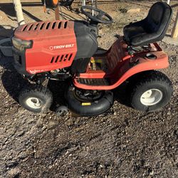 Troy Built Riding mower 