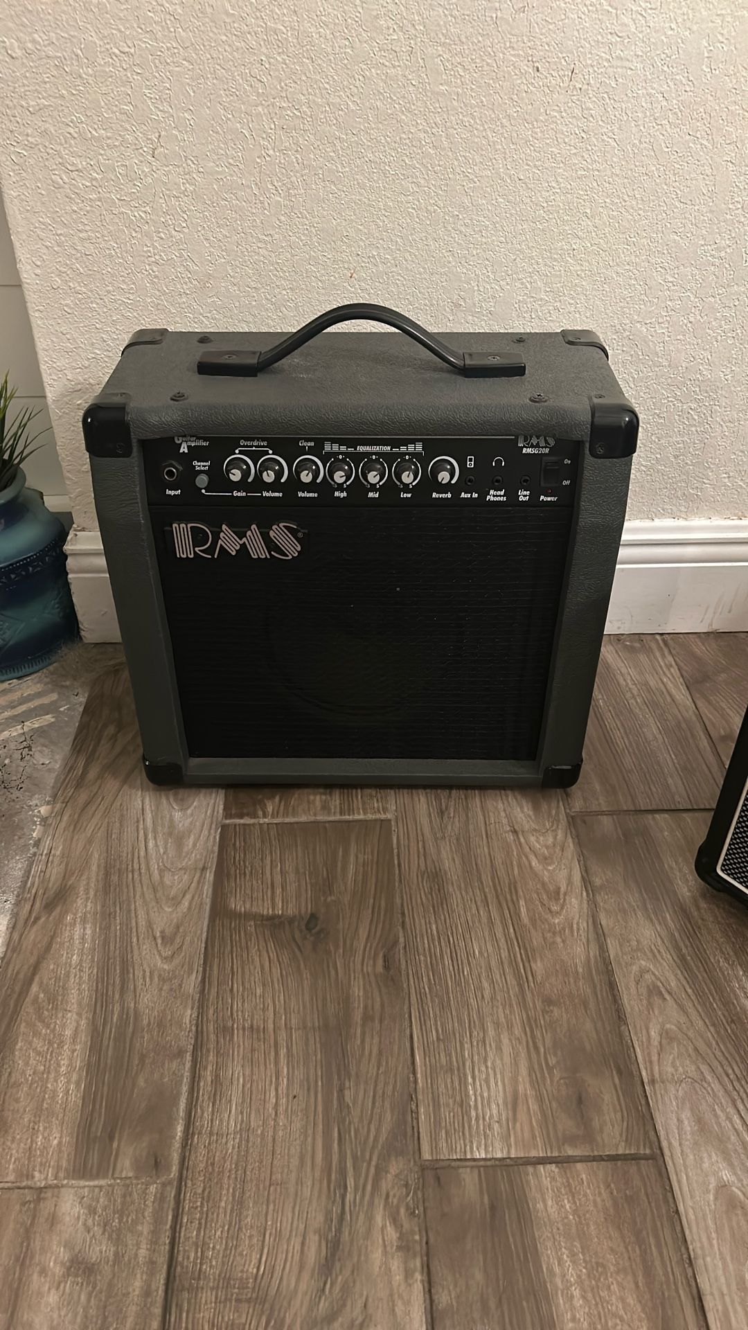 20 Watt Guitar Amp