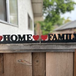 Pair Of Home Decor Plaques!