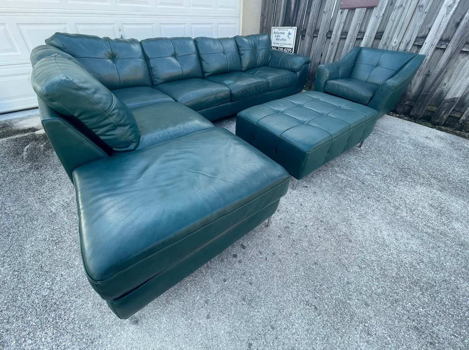 SECTIONAL CINDY CRAWFORD / GREEN / OTTOMAN / CHAIR / DELIVERY NEGOTIABLE