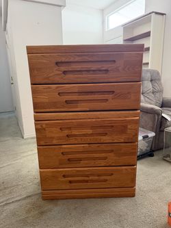 5-Drawer Solid Wood Dresser