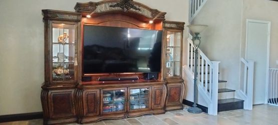 Aico Oppulente Entertainment Center With 70" TV And Sound System