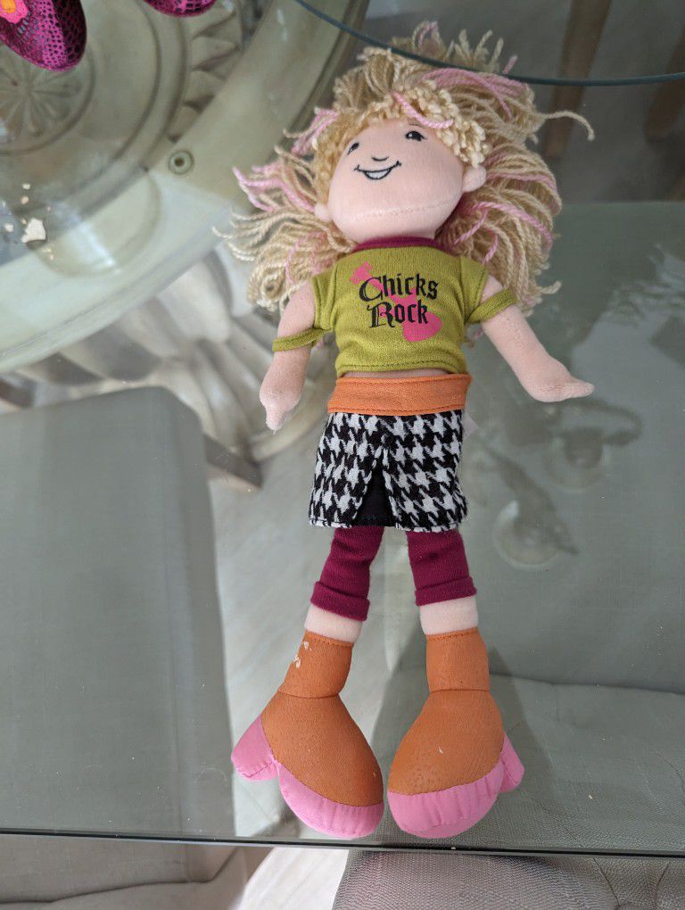 Groovey Doll Gwen 