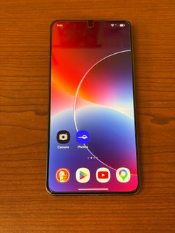 OnePlus 13R [256 / 12] (GOOD CONDITION W/ SCREEN PROTECTOR AND CASE)