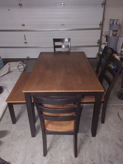 Dinning room table