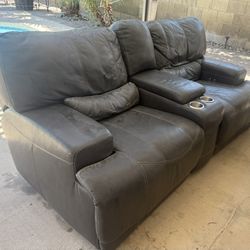 Double Recliner 