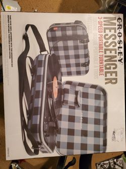 Crosley Messenger Turntable (CR8016A)