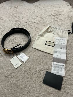 Gucci women belt.        Size 90-36