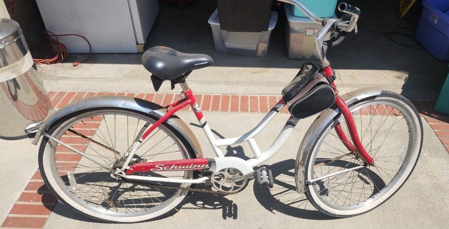 Girls Schwin Bike
