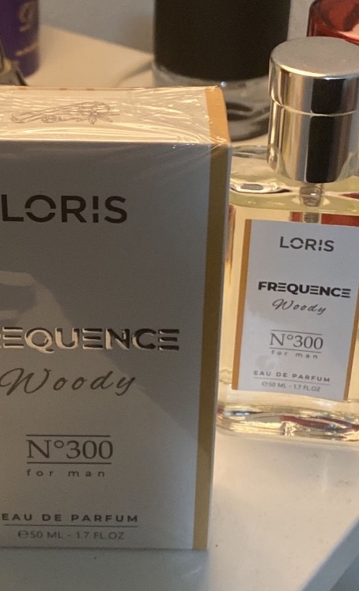Loris Woody Perfume For Men 