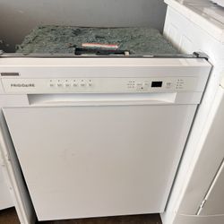 Frigidaire White Dishwasher