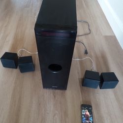Sony Sound System 300 Watt. Powered Subwoofer and 4 speakers. Amplifier Inside Sub