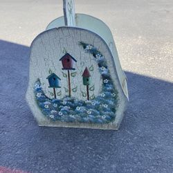 Pot Of The Wood With Art Bird