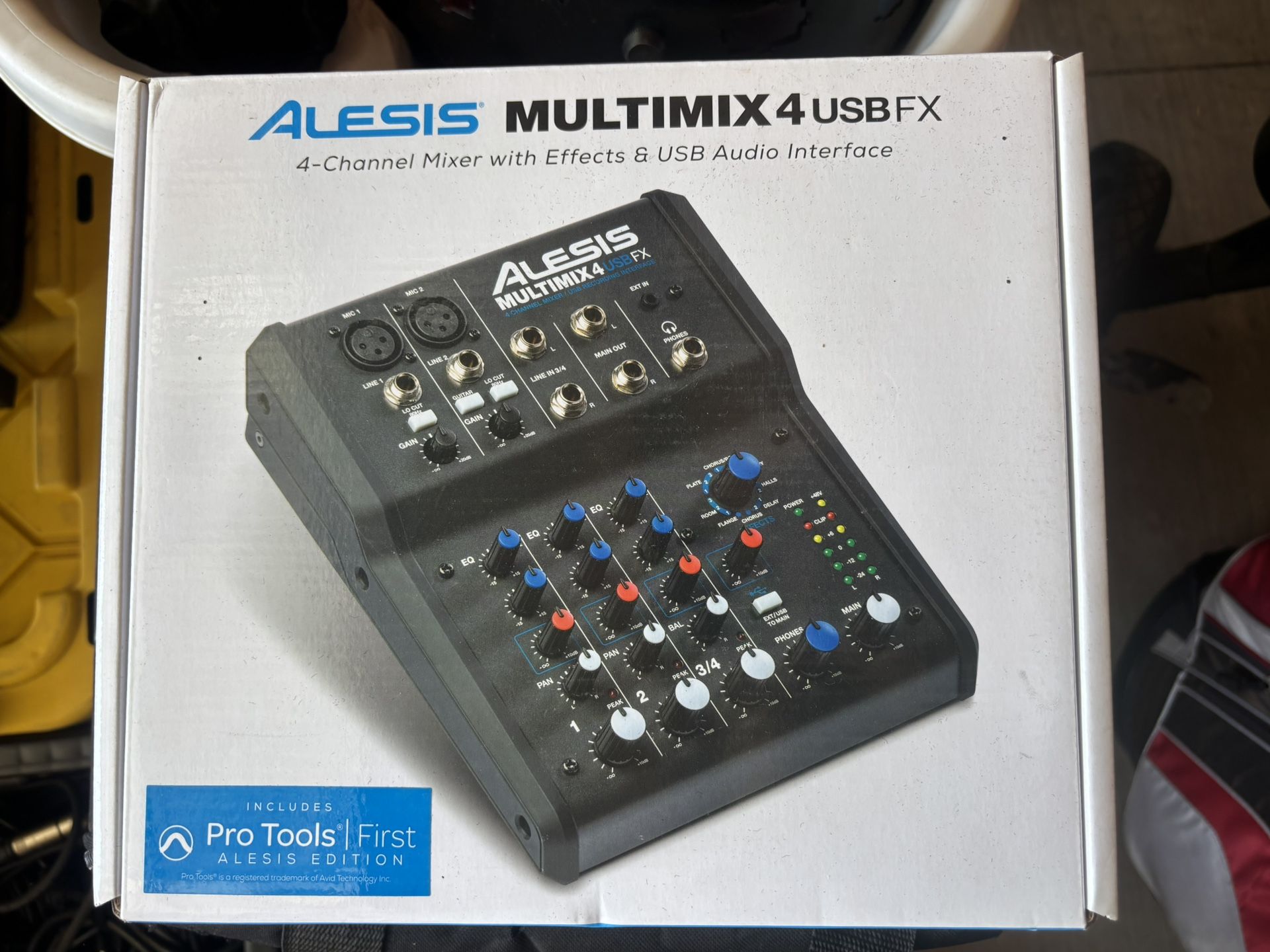 Alesis Multimix4