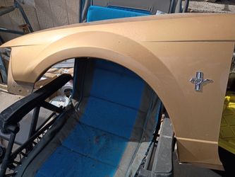 Great Cond Gold 97-2004 Mustang Driver Side Quarter Panel Great Condition.