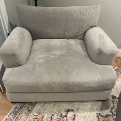 Z Gallery Oversized Chair