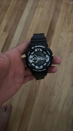 Brand new Casio g shock GA-110