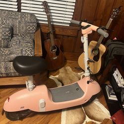 Okai Electric Scooter w/ Charger