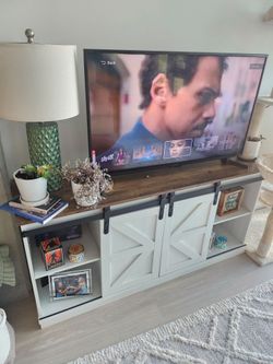 Tv stand