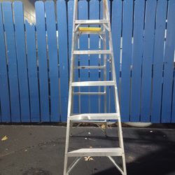 Ladder, Keller 6 Foot Aluminum 