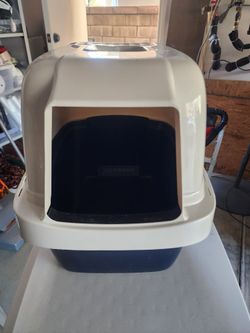Cat Litter Box