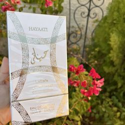 Lattafa HAYAATI Gold Elixir 