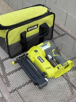 Ryobi P320 ONE+ 18V AirStrike 18-Gauge Cordless Brad Nailer with Bag