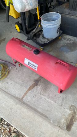 Portable Fuel Tank