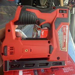 Milwaukee 3/8 Crown Stapler