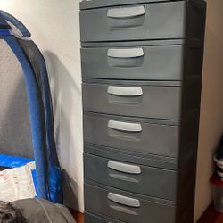 Container 