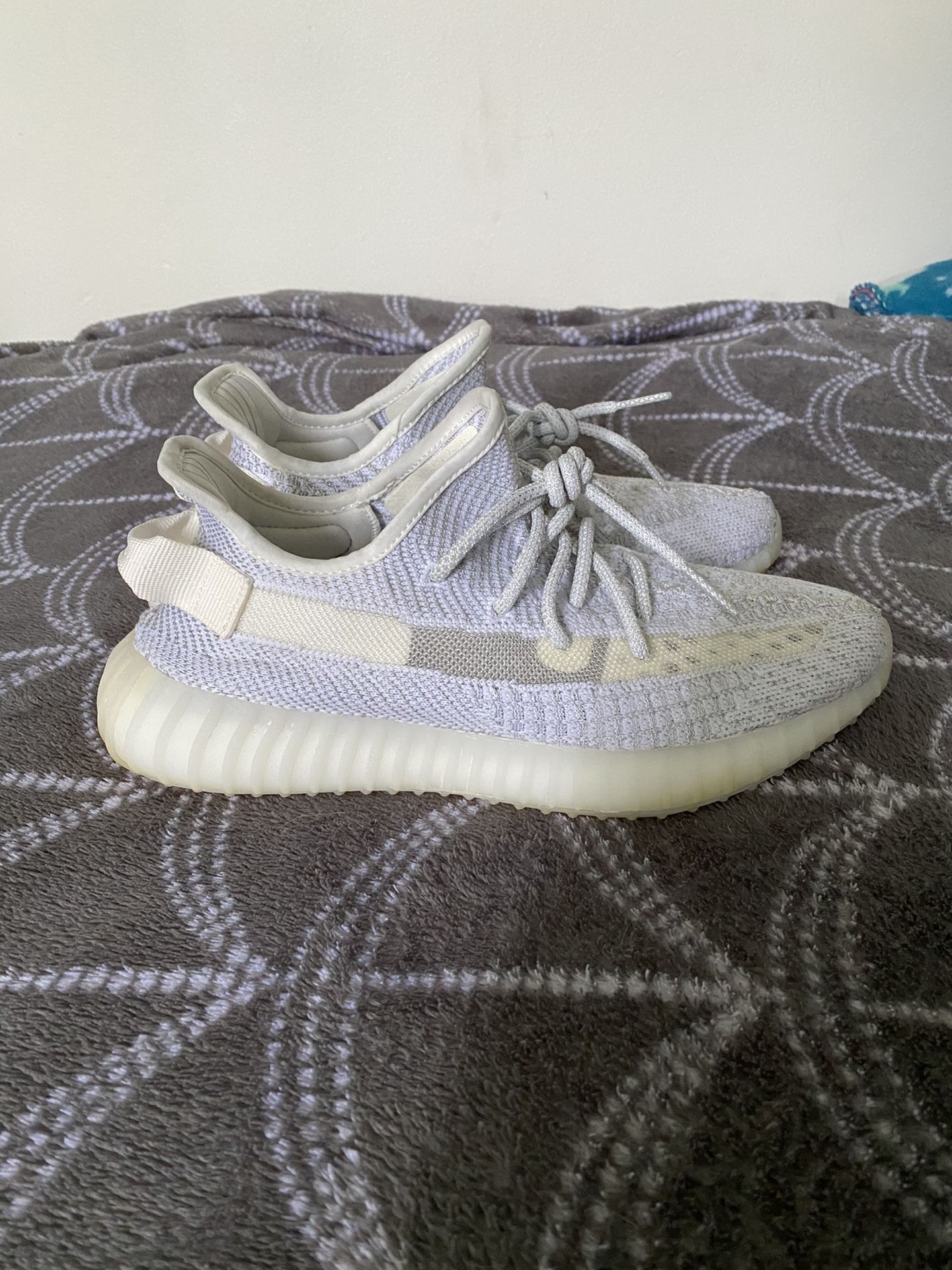 Yeezy boost 350 v2 static reflective