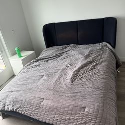 Queen Bed Frame + Mattress – Modern & Comfy – North Park Pickup