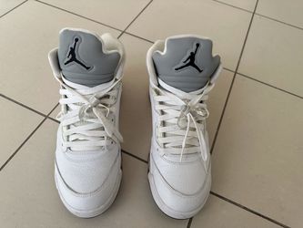 White Metallic 5s